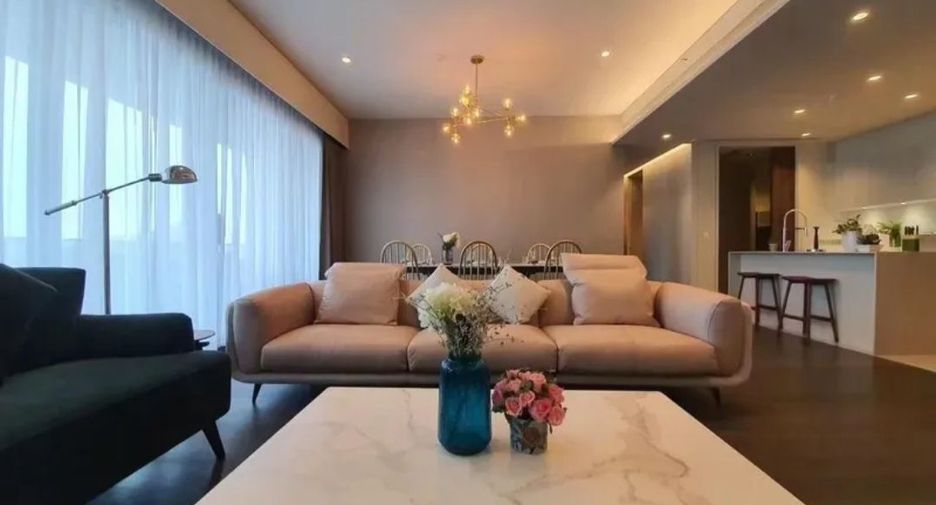 For rent and for sale 3 bedrooms condo in Watthana, Bangkok