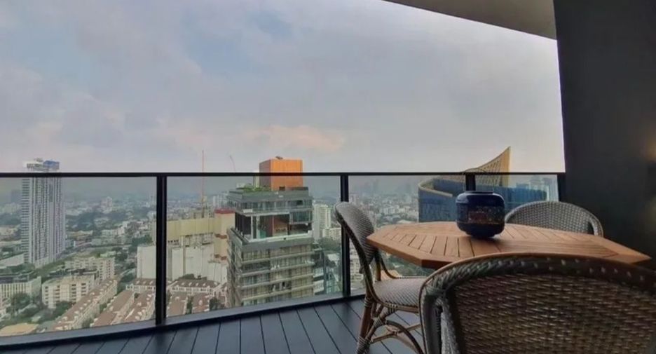 For rent and for sale 3 bedrooms condo in Watthana, Bangkok