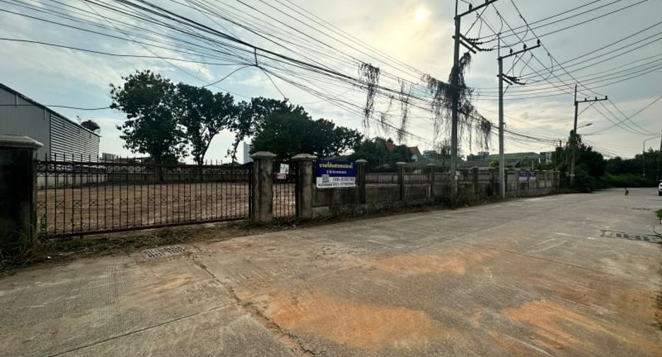 À vendre terrain à Bang Lamung, Chonburi