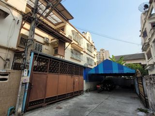 For sale 12 bed apartment in Bangkok Yai, Bangkok