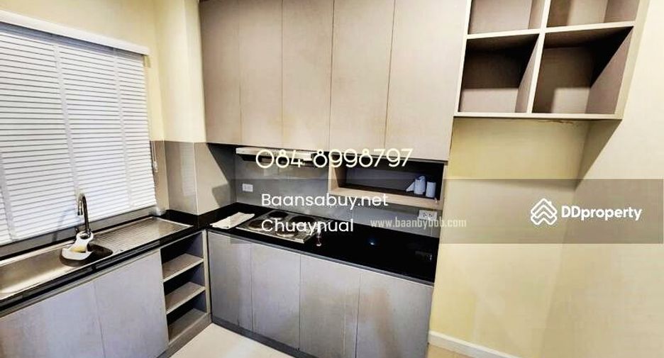 For rent 3 Beds townhouse in Pak Kret, Nonthaburi