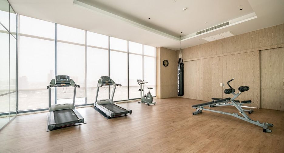 For rent and for sale 2 bedrooms condo in Watthana, Bangkok