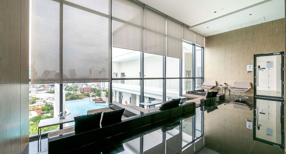 For rent and for sale 2 bedrooms condo in Watthana, Bangkok