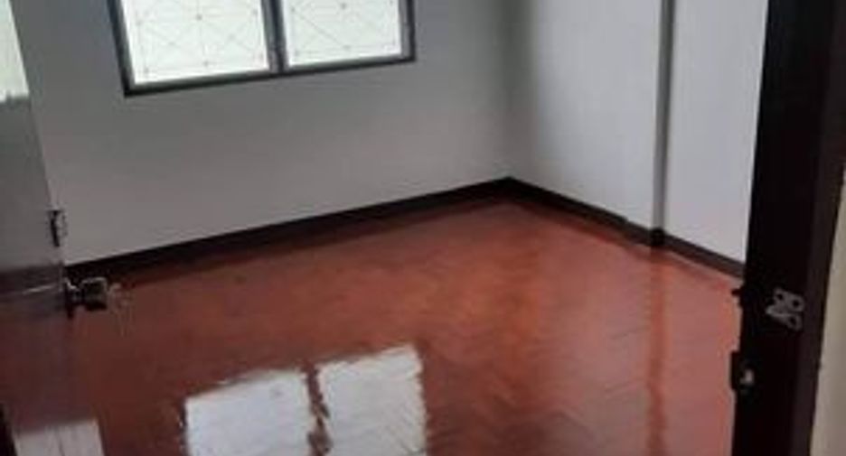 For sale 4 bed townhouse in Mae Rim, Chiang Mai