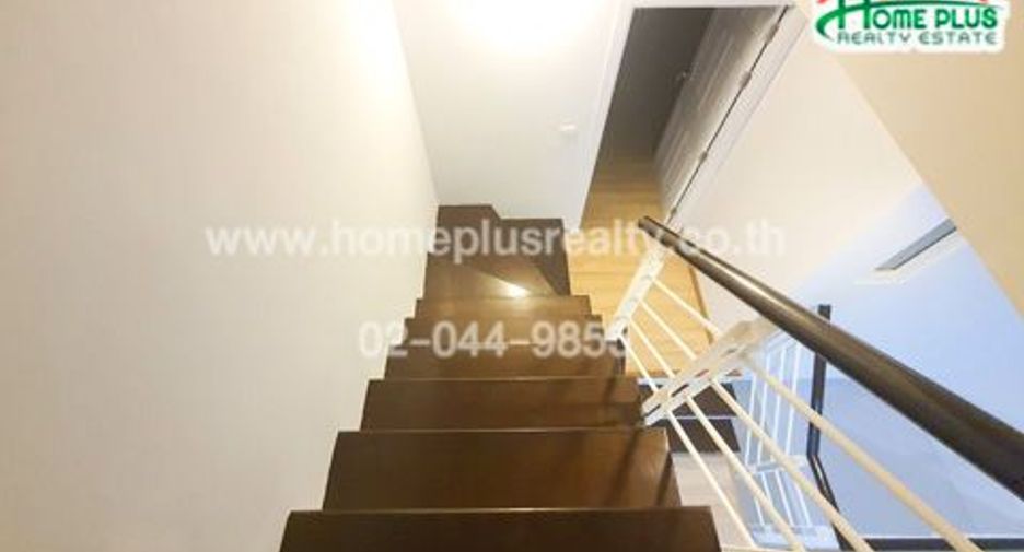 For sale 3 bedrooms townhouse in Bueng Kum, Bangkok