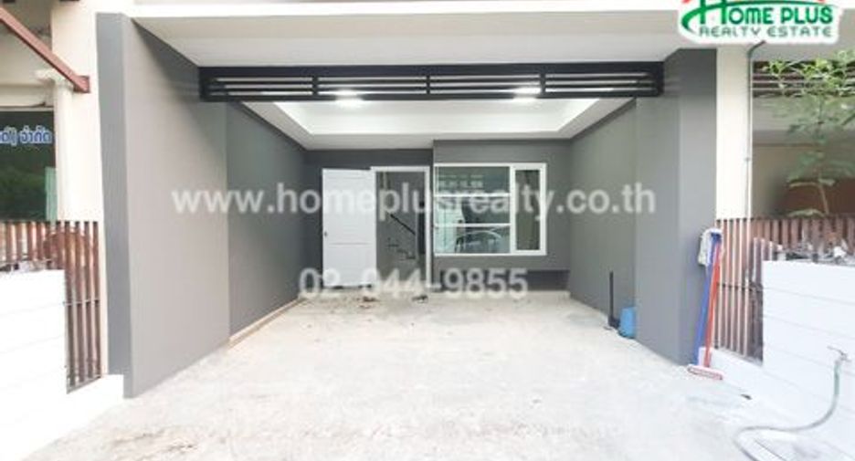 For sale 3 bedrooms townhouse in Bueng Kum, Bangkok