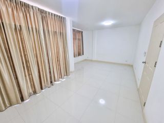 For sale 3 bed townhouse in Phan Thong, Chonburi