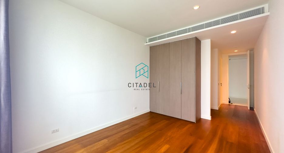 Condo en alquiler y en venta de 3 habitaciones en Pathum Wan, Bangkok