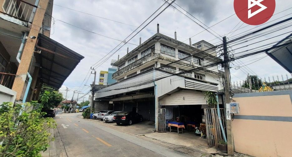 For sale 5 bed retail Space in Phasi Charoen, Bangkok