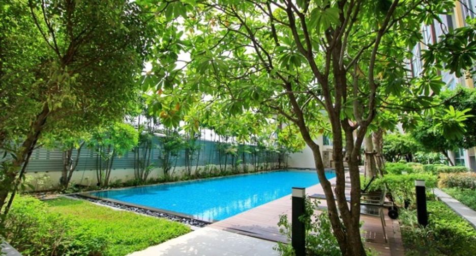 For sale 2 bedrooms condo in Thon Buri, Bangkok
