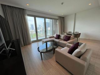 Condo en alquiler de 3 habitaciones en Pathum Wan, Bangkok