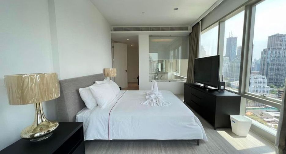 For rent 3 ベッドルーム condo in Pathum Wan, Bangkok