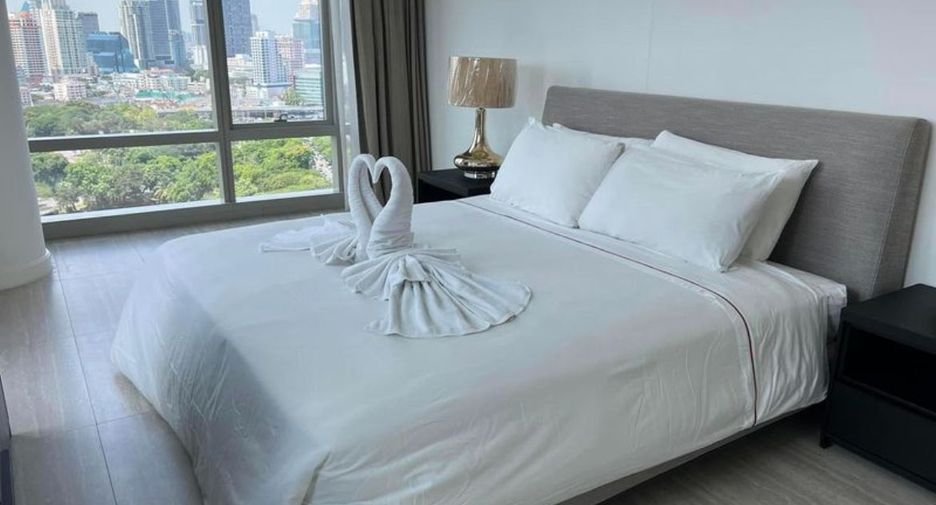 For rent 3 ベッドルーム condo in Pathum Wan, Bangkok