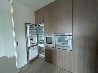 Condo en alquiler de 3 habitaciones en Pathum Wan, Bangkok