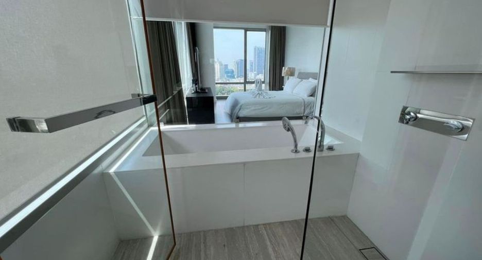 For rent 3 ベッドルーム condo in Pathum Wan, Bangkok