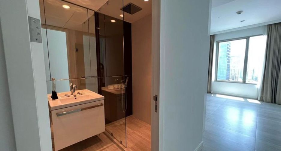 For rent 3 ベッドルーム condo in Pathum Wan, Bangkok