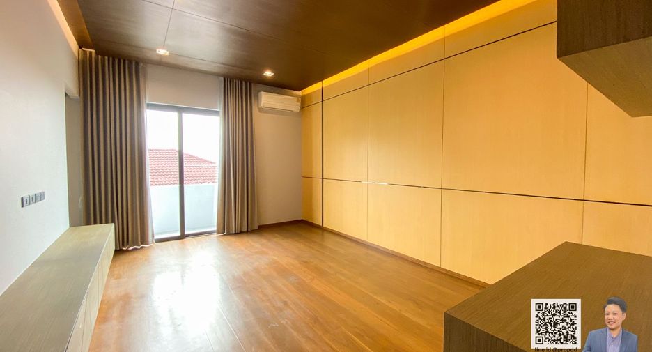 Haus zum Kauf mit 5 Zimmer in Bang Sue, Bangkok