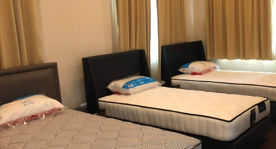 À louer 4 chambres maison à Bang Phli, Samut Prakan