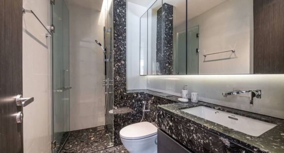 For rent and for sale 2 bedrooms condo in Khlong Toei, Bangkok