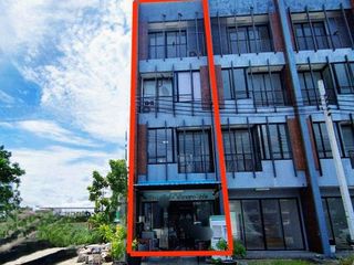 For sale 4 Beds townhouse in Bang Yai, Nonthaburi