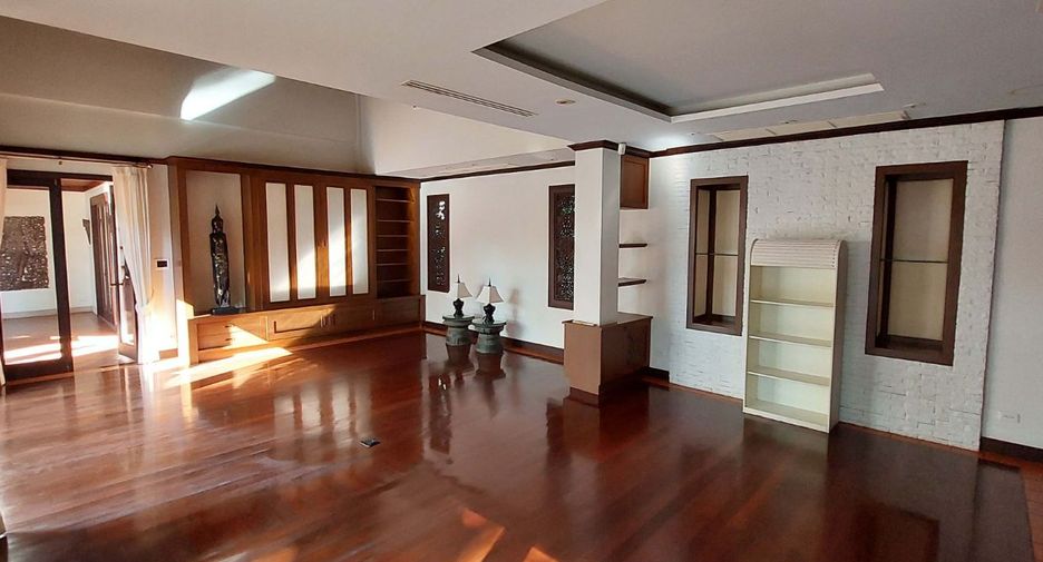 À vendre 5 chambres villa à Thalang, Phuket