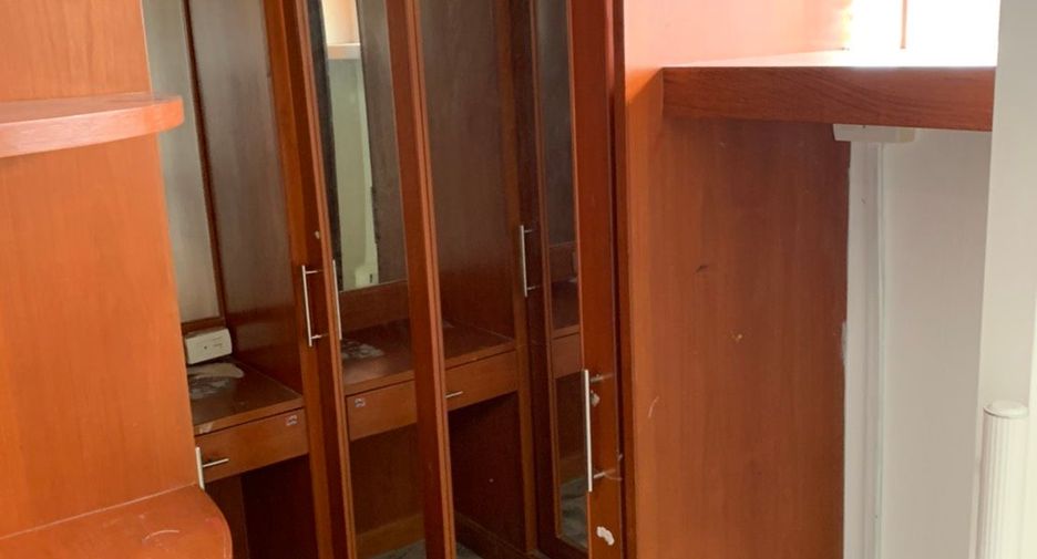 Casa en venta de 7 habitaciones en Bang Lamung, Chonburi