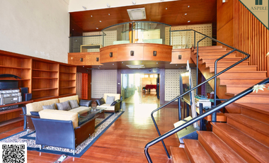 For sale 4 bedrooms condo in Sathon, Bangkok