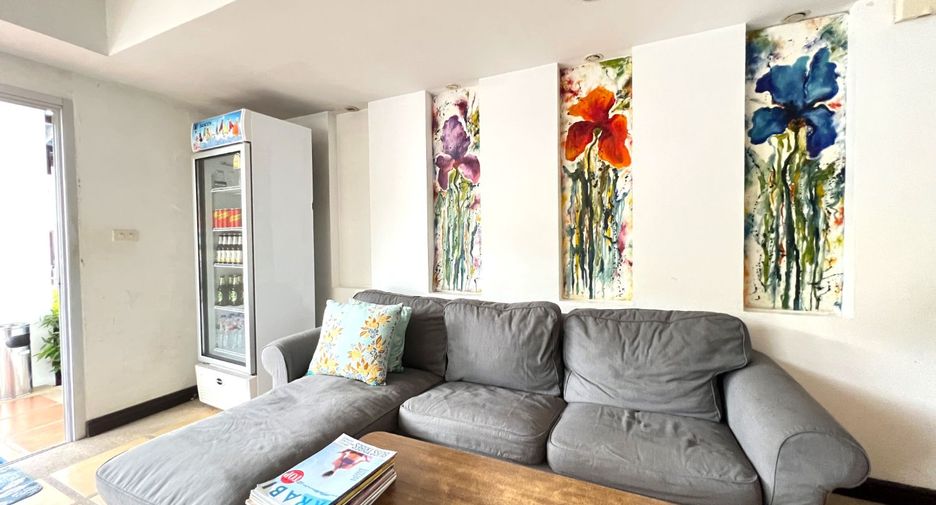 For sale 8 bedrooms retail Space in Mueang Krabi, Krabi