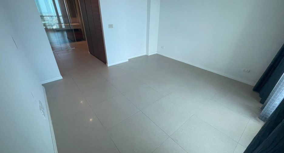 À vendre 2 chambres condo à Sathon, Bangkok