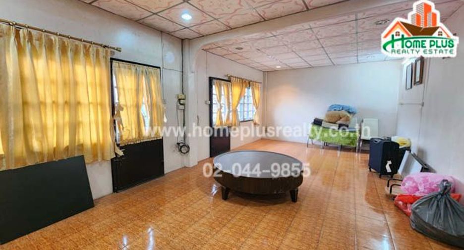 For sale 4 bedrooms retail Space in Bangkok Yai, Bangkok