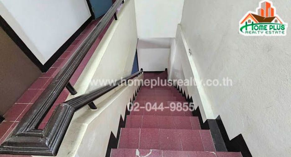 For sale 4 bedrooms retail Space in Bangkok Yai, Bangkok