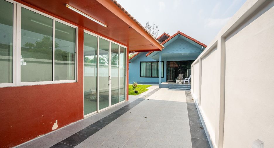 À vendre 3 chambres villa à San Kamphaeng, Chiang Mai