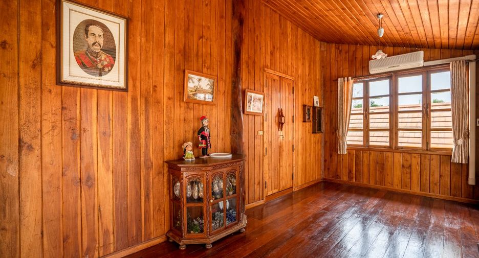 À vendre 3 chambres villa à San Kamphaeng, Chiang Mai