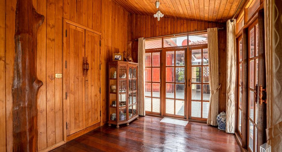 À vendre 3 chambres villa à San Kamphaeng, Chiang Mai