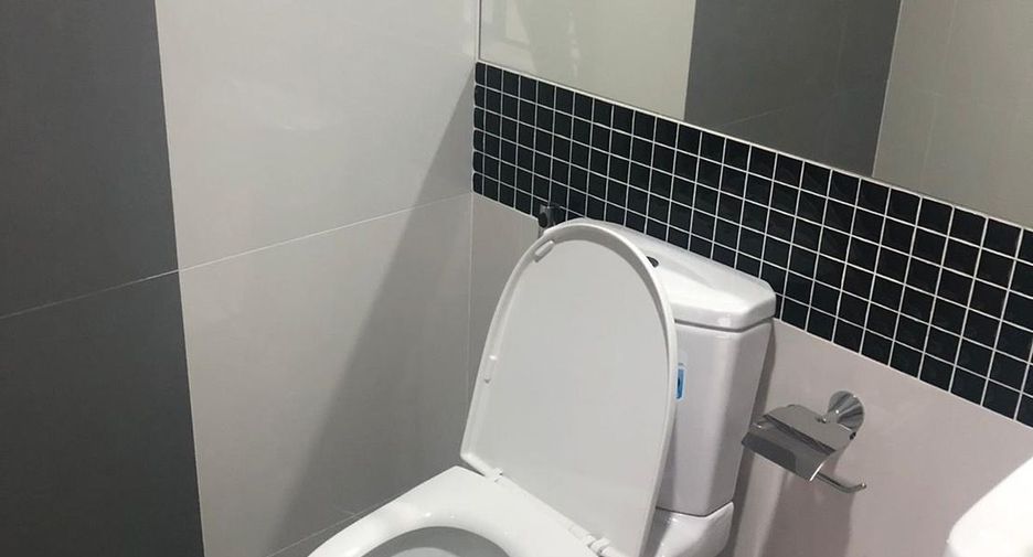 Аренда и продажа 2 спальни офис в Пхра Кханонг, Бангкок