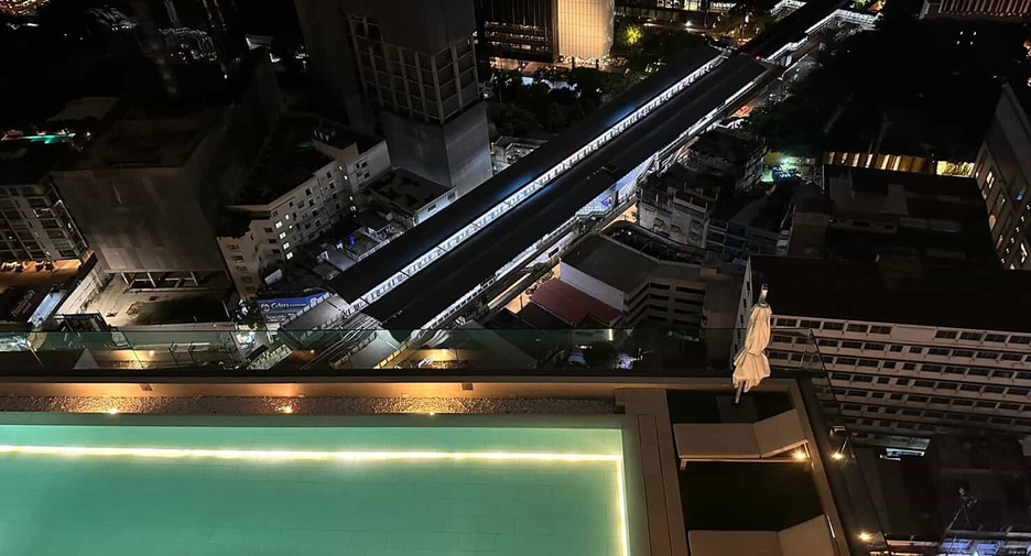 Wohnung zur Miete mit 3 Zimmer in Khlong Toei, Bangkok