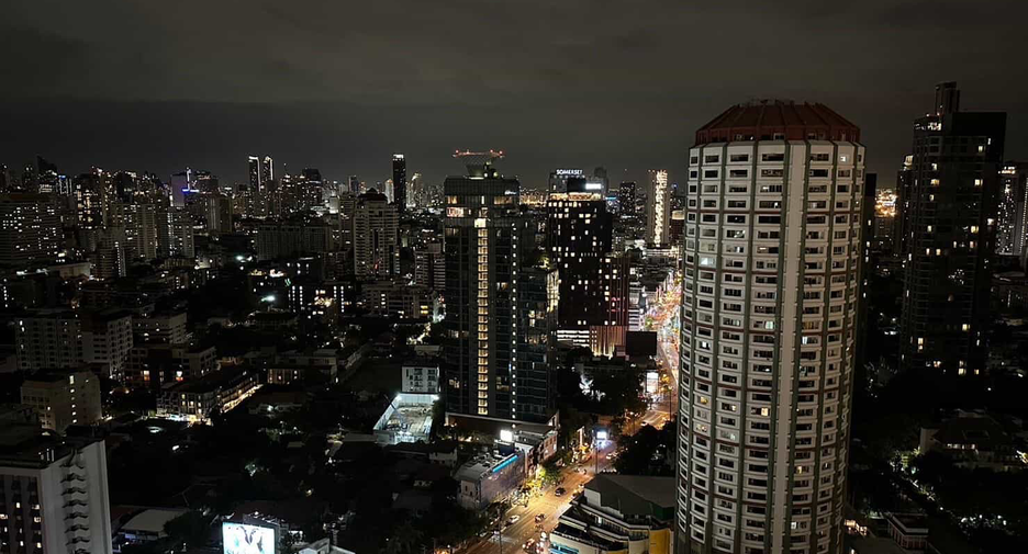 Wohnung zur Miete mit 3 Zimmer in Khlong Toei, Bangkok