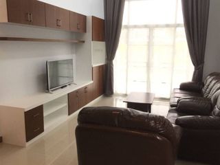 For rent and for sale 4 bedrooms house in Mueang Chiang Mai, Chiang Mai