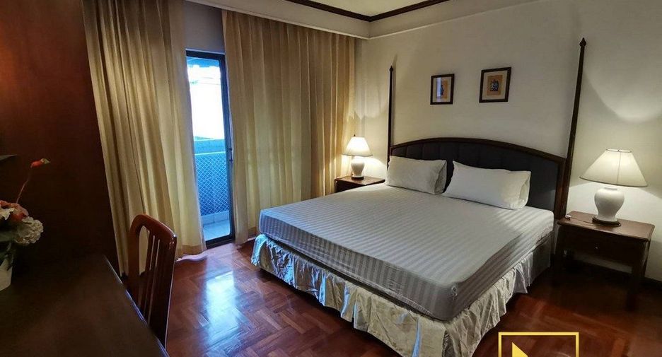 For rent 2 bedrooms apartment in Pathum Wan, Bangkok