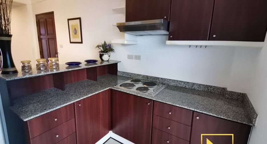 For rent 2 bedrooms apartment in Pathum Wan, Bangkok