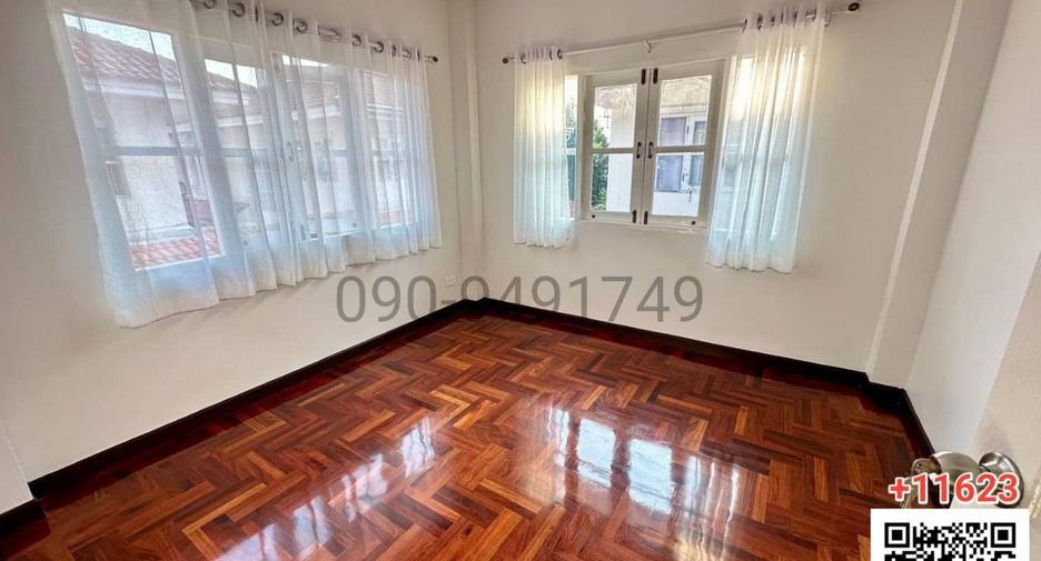 For rent 5 bedrooms house in Bang Kruai, Nonthaburi
