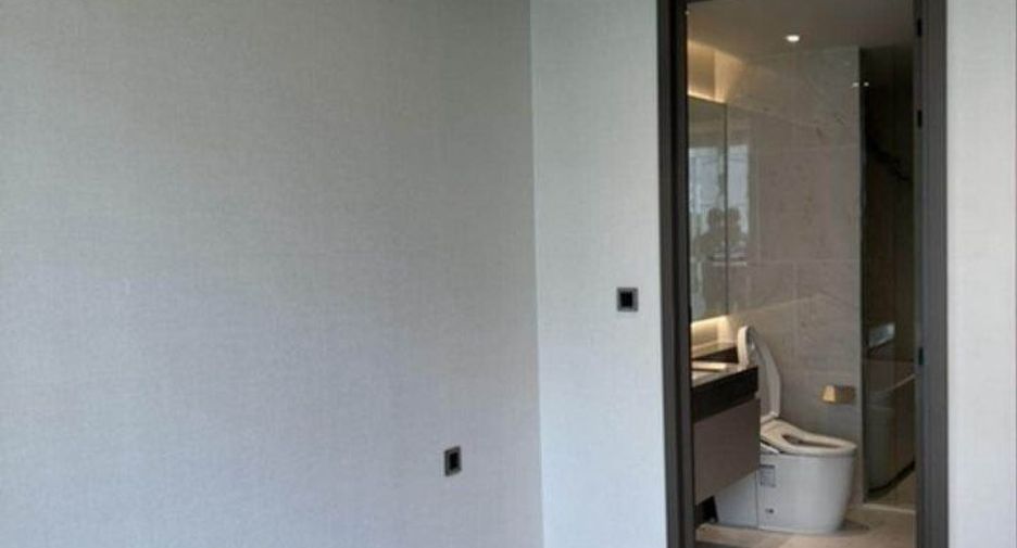 Wohnung zur Miete mit 2 Zimmer in Pathum Wan, Bangkok