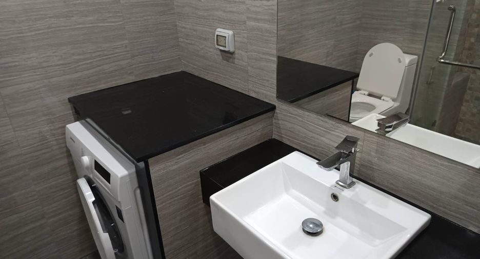 For rent and for sale 1 bed condo in Bang Lamung, Chonburi