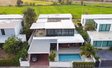 Haus zum Kauf mit Studio in San Kamphaeng, Chiang Mai