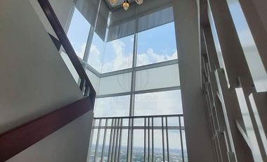 For rent 3 bedrooms condo in Bang Kapi, Bangkok