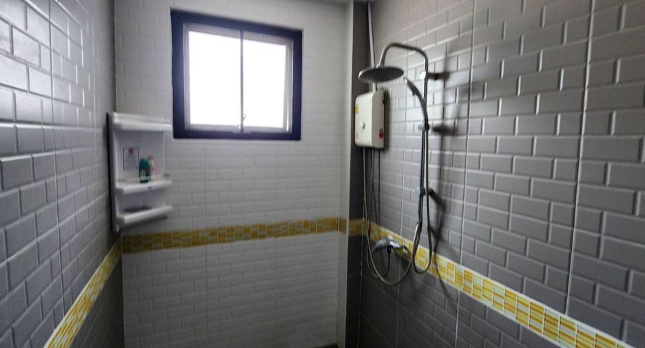 Casa en venta de 4 habitaciones en Bang Lamung, Chonburi