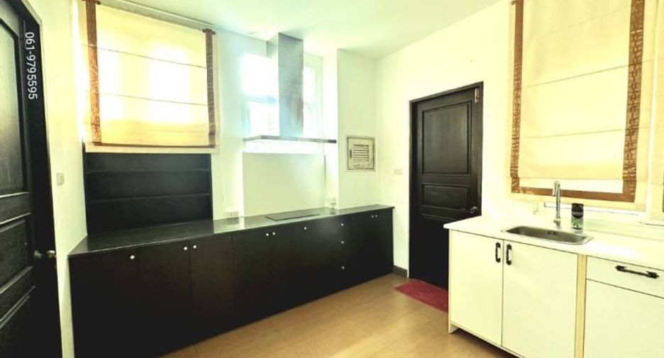 For rent and for sale 3 bedrooms house in Si Racha, Chonburi