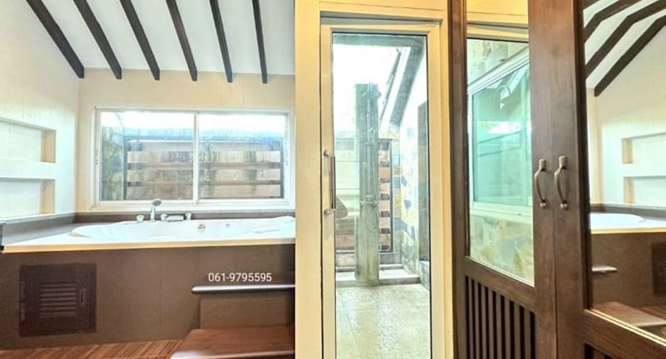 For rent and for sale 3 bedrooms house in Si Racha, Chonburi