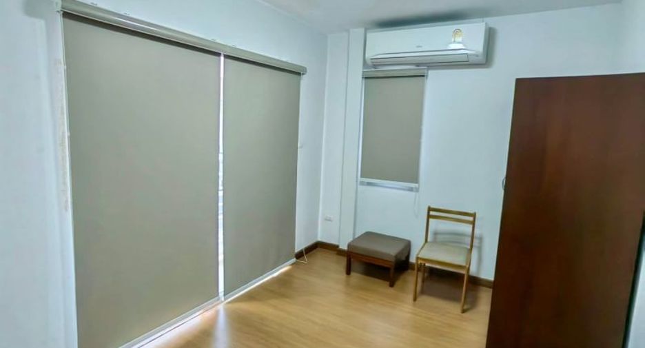 À vendre 3 chambres maison à Mueang Chon Buri, Chonburi