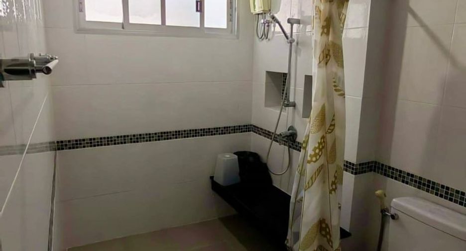 À vendre 3 chambres maison à Mueang Chon Buri, Chonburi